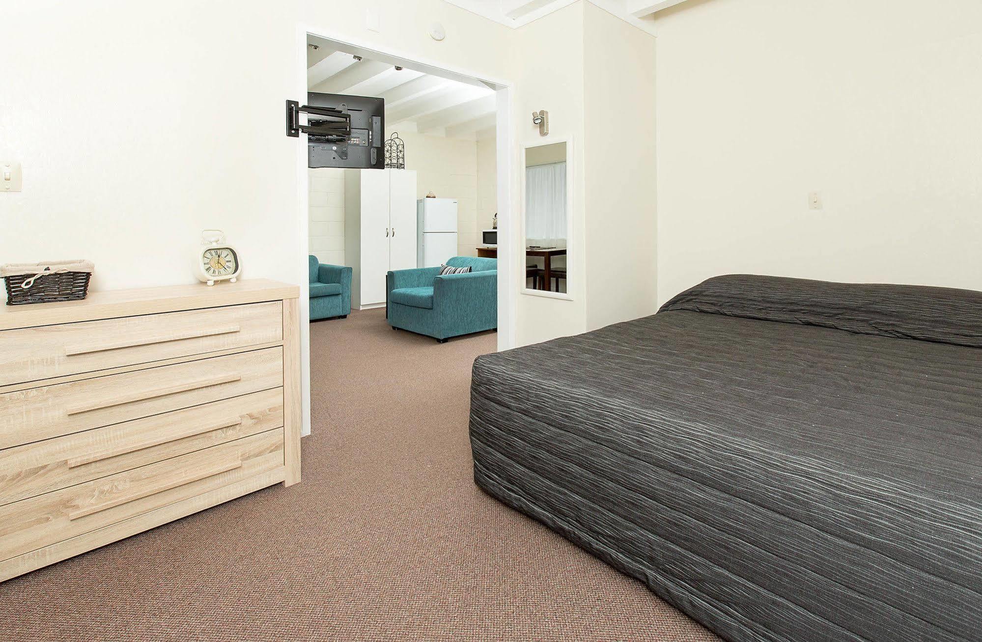 Marina Court Motel & Apartments Whangarei Eksteriør billede